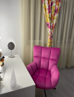 Designové otočné křeslo KOMODO, růžová Velvet látka / černá