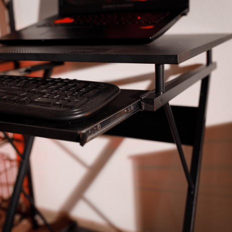 Pojízdný PC stůl / herní stůl TARAK s kolečky, černá